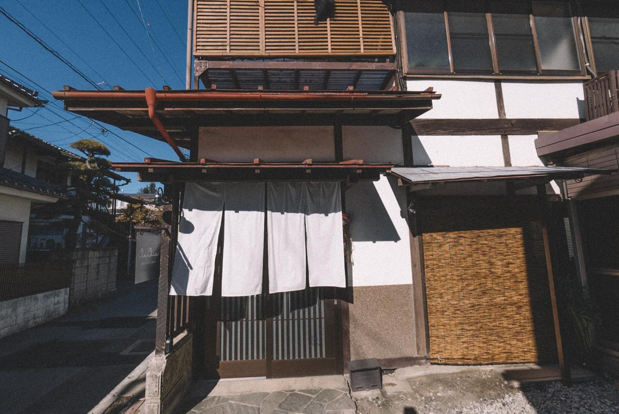 松本市の一棟貸し切りできる古民家 ภายนอก รูปภาพ